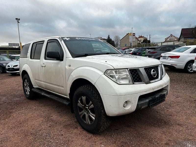 Weiß Gebraucht 2008 Nissan Pathfinder SUV | 4.500 € (Superpreis) - Bild 1/4