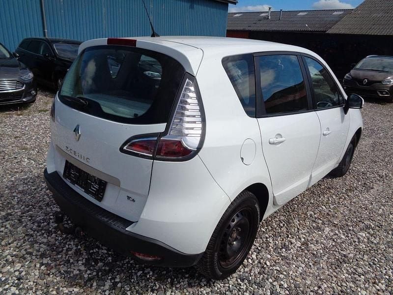 Gebraucht Renault Scénic III Authentique 116 PS (85 kW) 2016 Weiß Van / Kleinbus