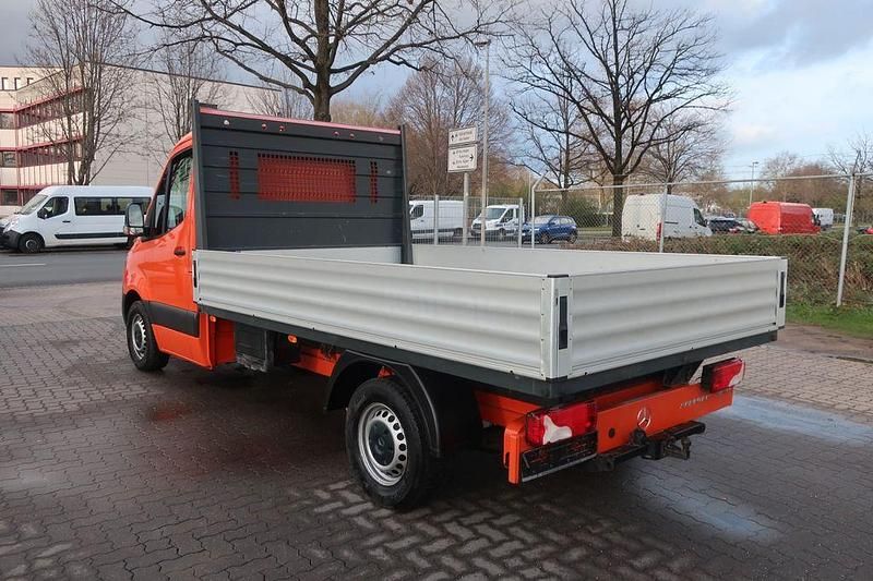 Gebraucht Mercedes Sprinter 114 PS (83 kW) 2019 Orange Van
