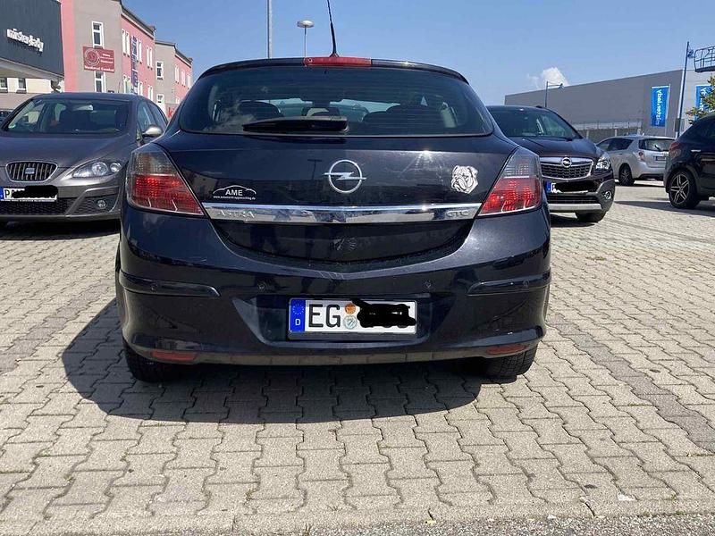 Gebraucht Opel Astra GTC 105 PS (77 kW) 2008 Schwarz Coupé