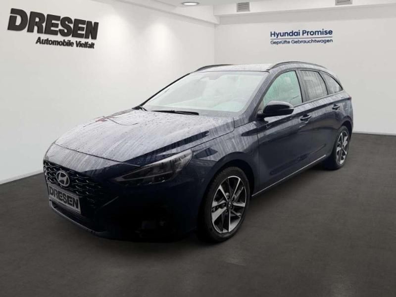 Blau Gebraucht 2025 Hyundai i30 Advantage Kombi | 24.890 € (Guter Preis) - Bild 1/4