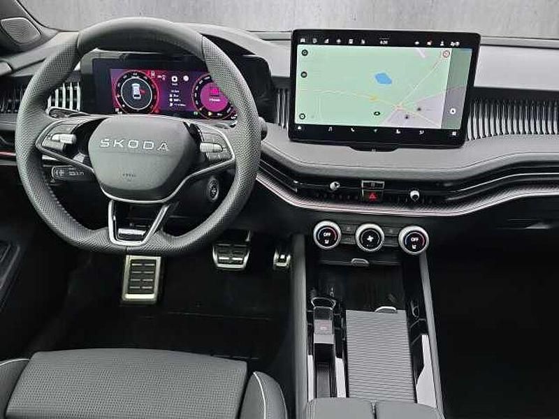 Neu Skoda Superb 193 PS (141 kW) 2025 Cobalt blau metallic Kombi