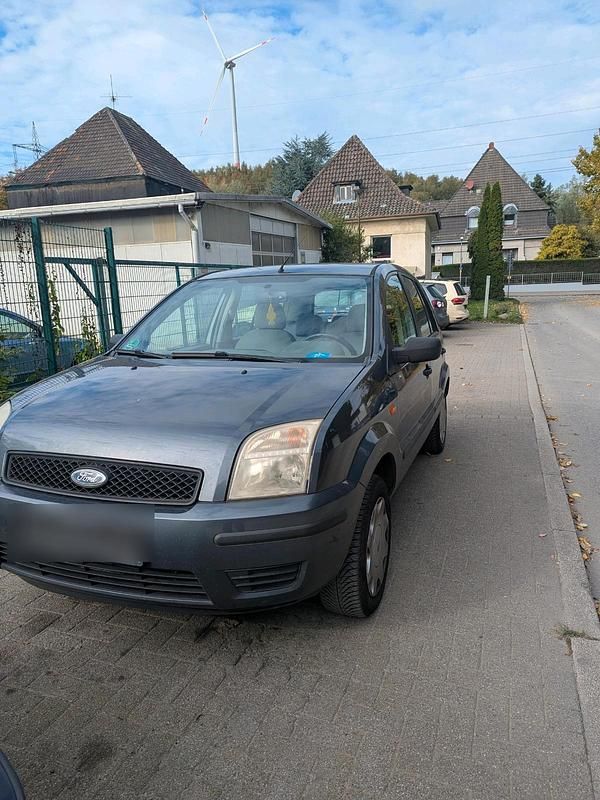 Grau Gebraucht 2005 Ford Fusion Kleinwagen | 1.399 € (Superpreis) - Bild 1/4