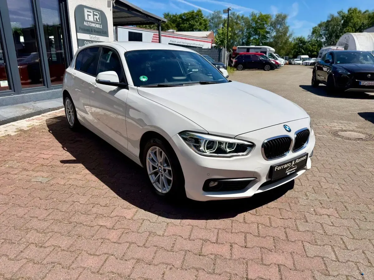 Gebraucht BMW 120 Advantage 190 PS (139 kW) 2016 Weiß Kleinwagen
