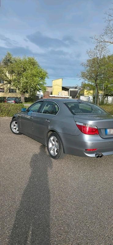 Second-hand BMW 525 192 CP (141 kW) 2004 Gri Berlinǎ