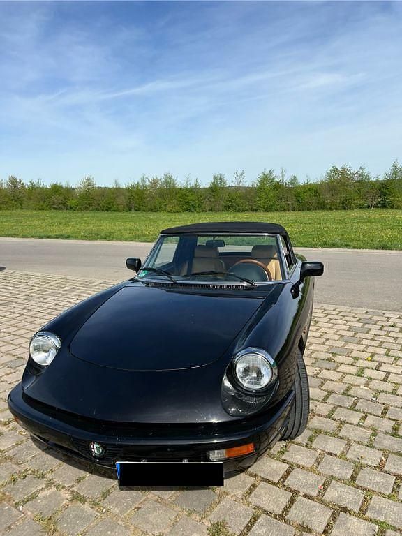 Schwarz Gebraucht 1990 Alfa Romeo Spider Cabrio | 18.900 € - Bild 1/4