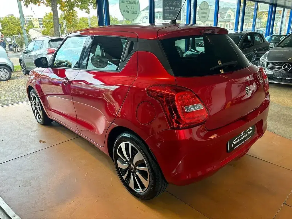 Gebraucht Suzuki Swift Comfort 111 PS (81 kW) 2017 Rot Kleinwagen