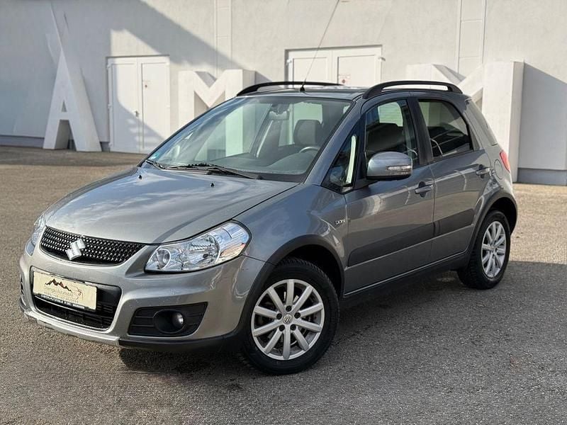 Gebraucht Suzuki SX4 Style 135 PS (99 kW) 2011 Grau SUV