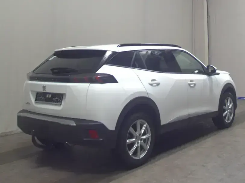 Gebraucht Peugeot 2008 Allure 131 PS (96 kW) 2021 Weiss SUV
