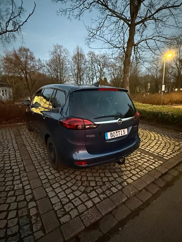 Gebraucht Opel Zafira 140 PS (102 kW) 2016 Blau Van / Kleinbus