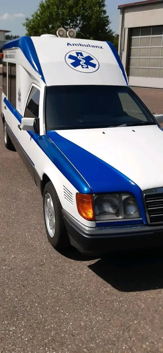 Gebraucht Mercedes E250 113 PS (83 kW) 1994 Kombi