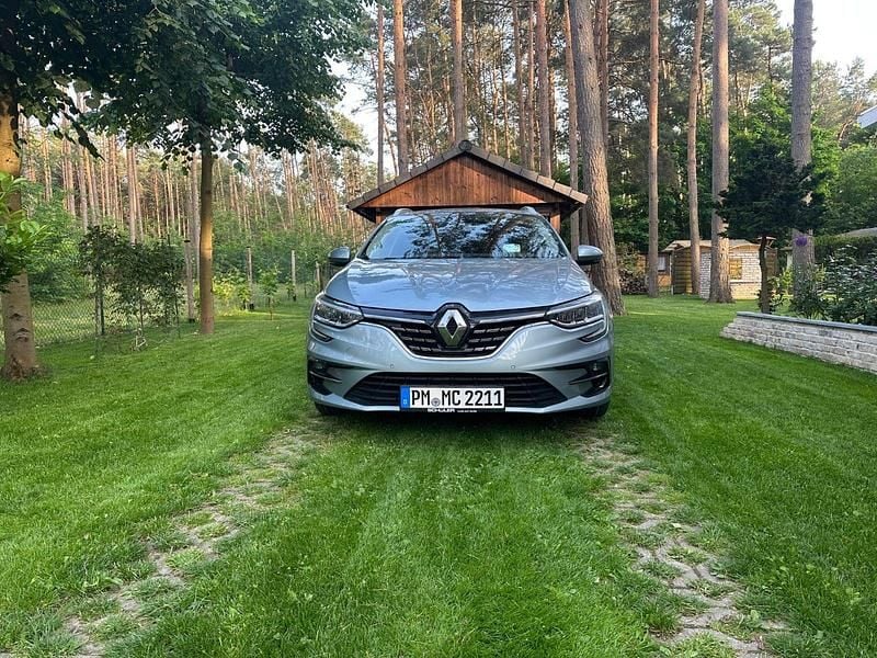 Gebraucht Renault Mégane GrandTour Intens 140 PS (102 kW) 2021 Blau Kombi