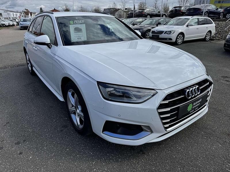 Gebraucht Audi A4 Advanced Plus 204 PS (150 kW) 2023 Ibisweiß Kombi
