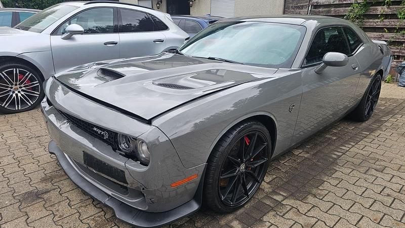 Grau Gebraucht 2019 Dodge Challenger Coupé | 29.990 € - Bild 1/4