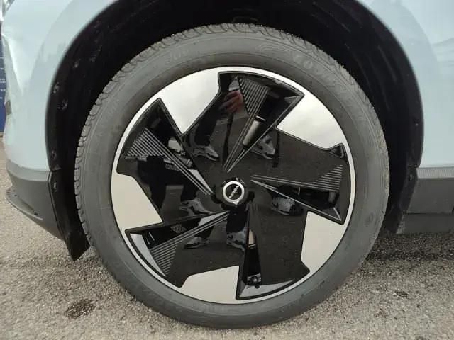 Gebraucht Volvo EX30 Plus 200 kW (272 PS) 2025 Blau SUV