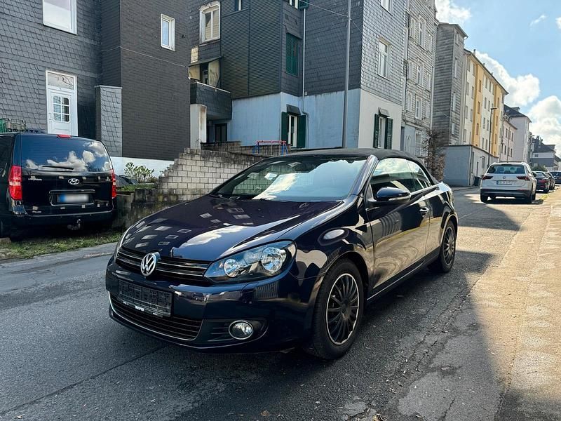 Gebraucht VW Golf 105 PS (77 kW) 2011 Violet Cabrio