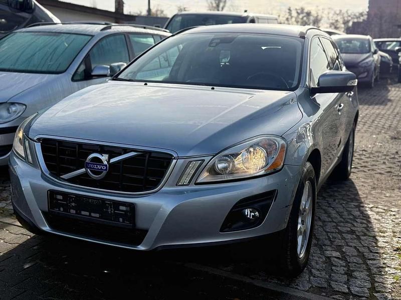 Gebraucht Volvo XC60 Basis 163 PS (119 kW) 2009 Silber SUV