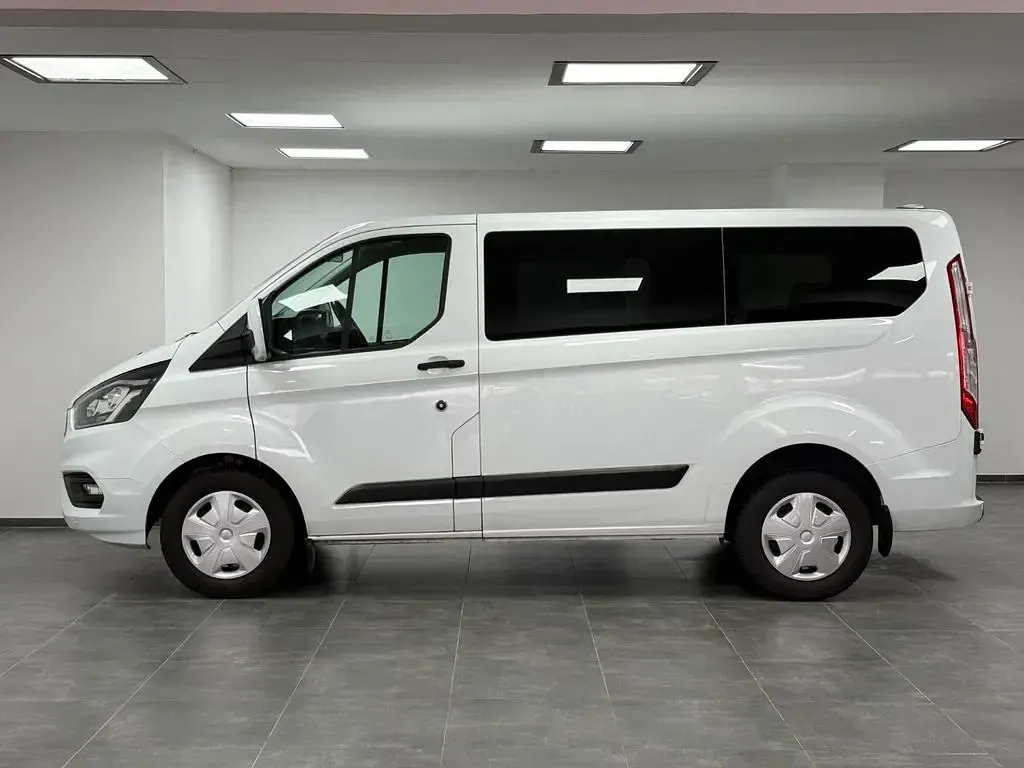 Używany Ford Transit Custom Trend 105 KM (77 kW) 2020 Biały Kombi