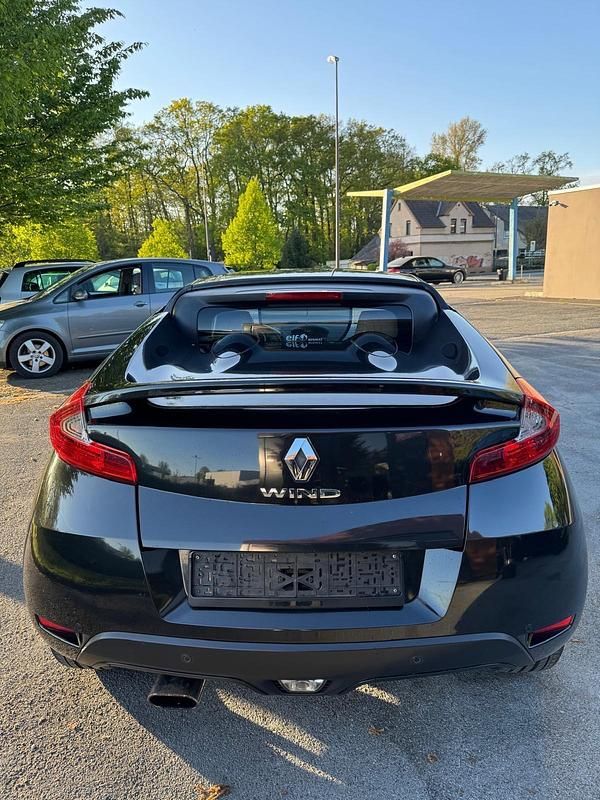 Second-hand Renault Wind 102 CP (75 kW) 2013 Negru Cabrio