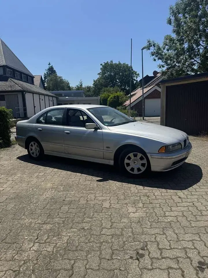 Gebraucht BMW 520 Basis 170 PS (125 kW) 2001 Limousine