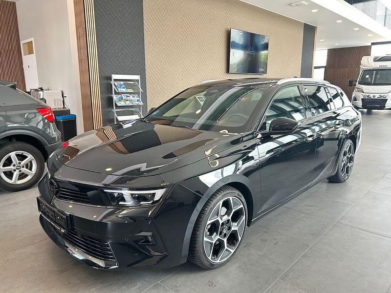 Gebraucht Opel Astra Ultimate 131 PS (96 kW) 2024 Schwarz Kombi