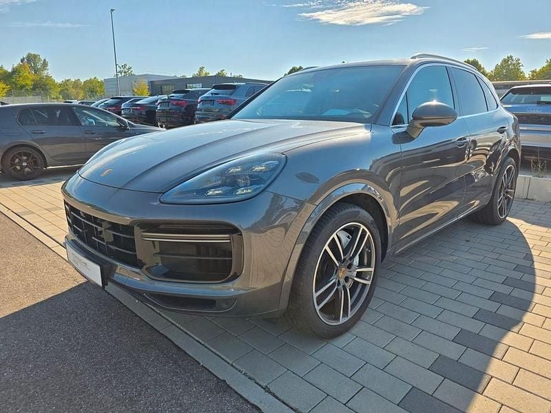 Grau Gebraucht 2023 Porsche Cayenne Turbo SUV | 88.990 € (Fairer Preis) - Bild 1/4