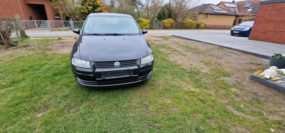 Gebraucht Fiat Stilo 103 PS (75 kW) 2005 Schwarz Kleinwagen