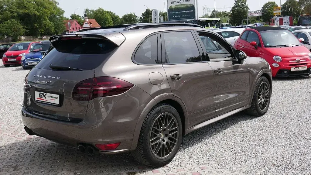 Gebraucht Porsche Cayenne GTS 420 PS (308 kW) 2015 Umbrametallic SUV