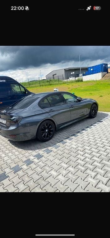 Gebraucht BMW 316 136 PS (100 kW) 2014 Grau Limousine