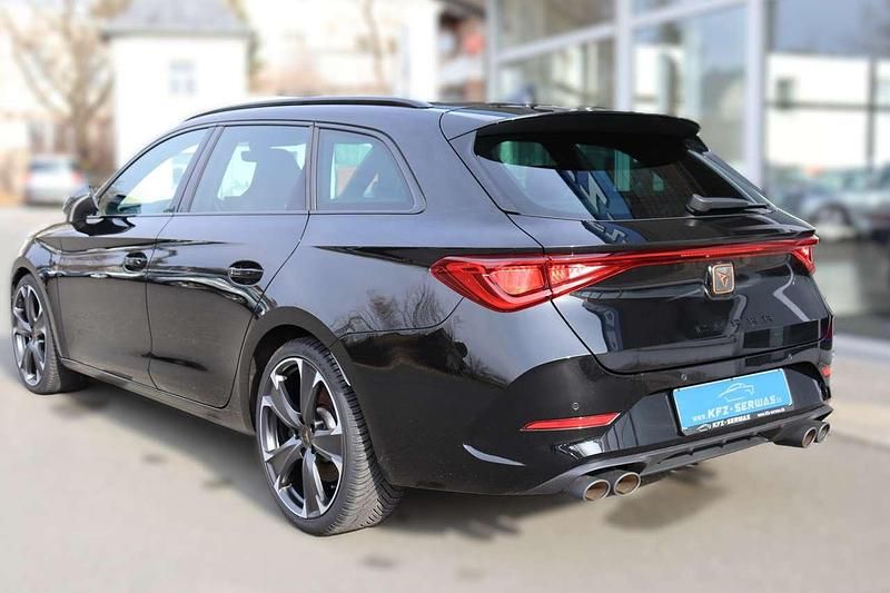 Gebraucht Cupra Leon VZ 300 PS (220 kW) 2024 Mitternachtsschwarz Kombi