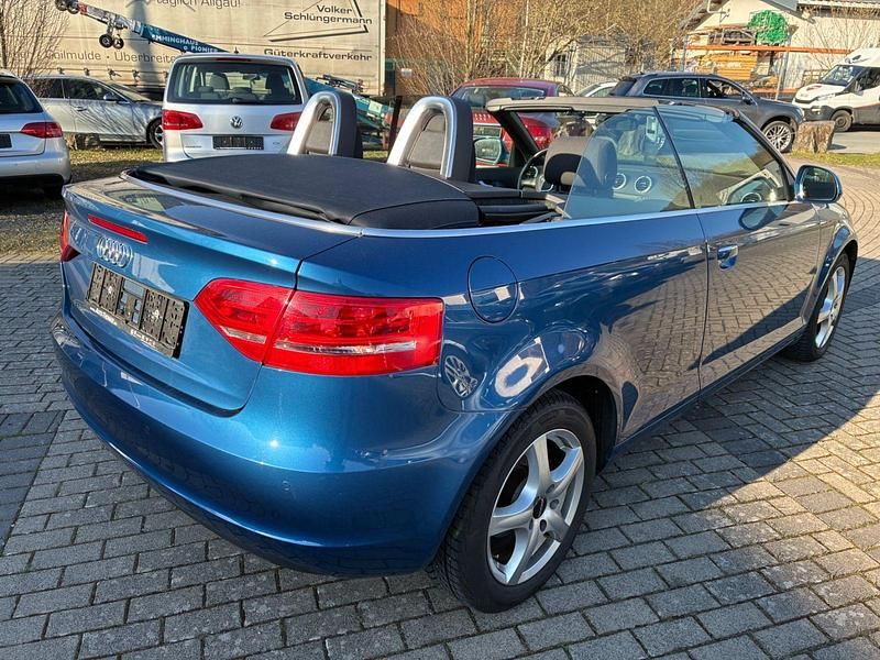 Gebraucht Audi A3 Cabriolet Attraction 160 PS (117 kW) 2009 Blau Cabrio