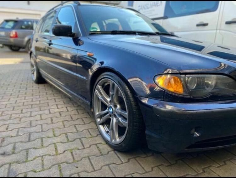 Blau Gebraucht 2005 BMW 320 Kombi | 1.700 € (Fairer Preis) - Bild 1/4