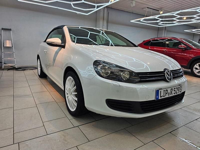 Gebraucht VW Golf Cabriolet Exclusive 105 PS (77 kW) 2014 Weiß Cabrio