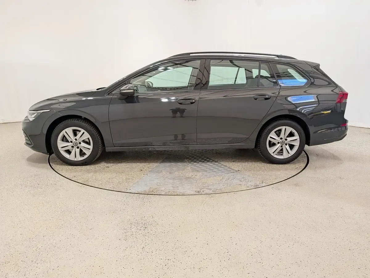 Gebraucht VW Golf VIII Business 116 PS (85 kW) 2022 Uranograu Kombi