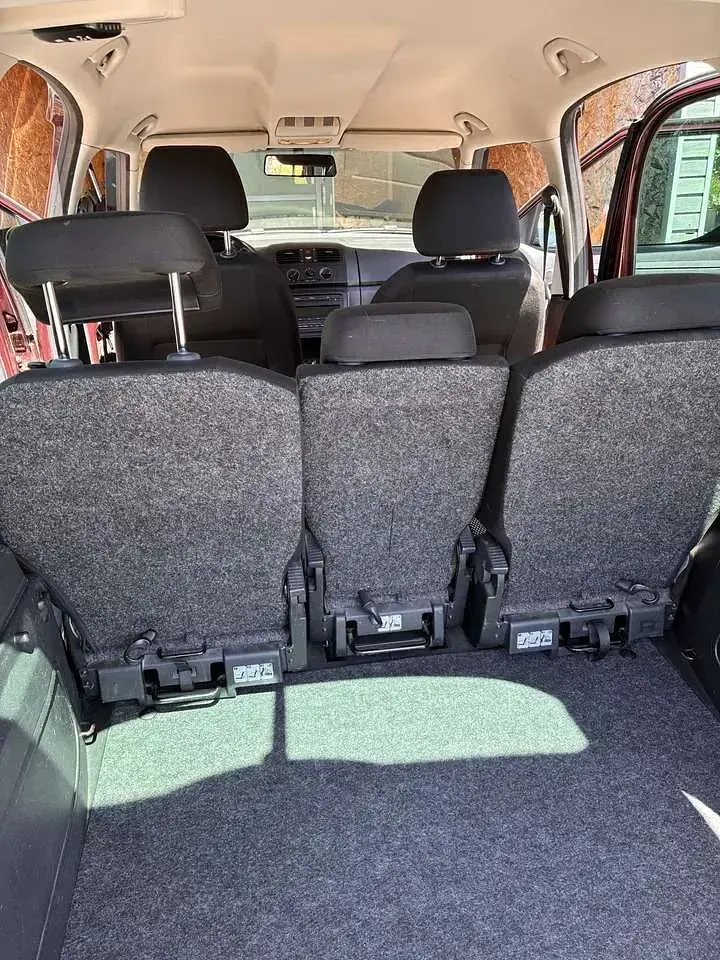 Gebraucht Skoda Roomster 105 PS (77 kW) 2010 Rot Van / Kleinbus