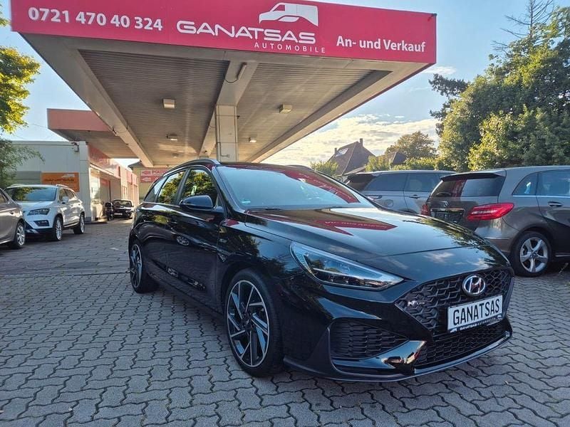 Schwarz Gebraucht 2022 Hyundai i30 N Line Kombi | 19.490 € (Fairer Preis) - Bild 1/4