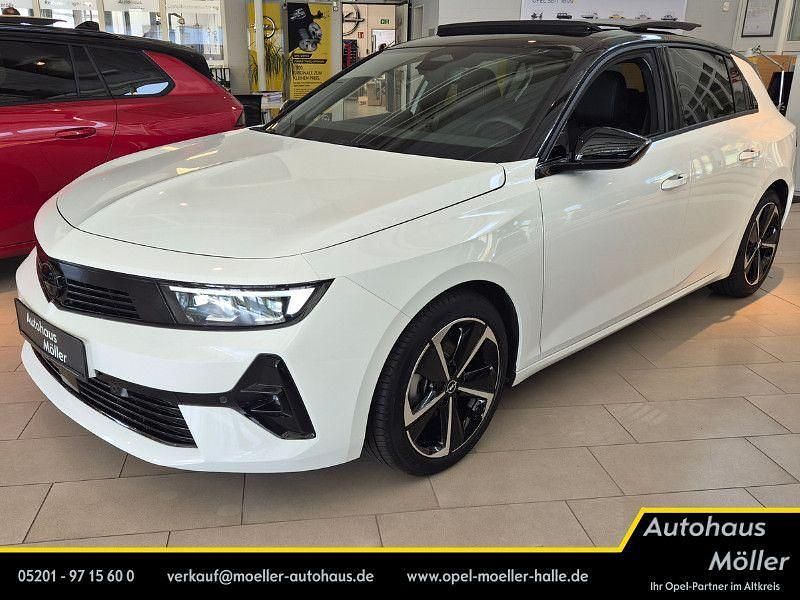 Weiß Gebraucht 2024 Opel Astra Limousine | 24.900 € (Guter Preis) - Bild 1/4