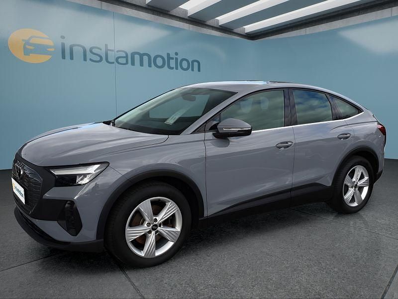 Grau Gebraucht 2022 Audi Q4 Sportback e-tron SUV | 28.149 € (Teuer) - Bild 1/4