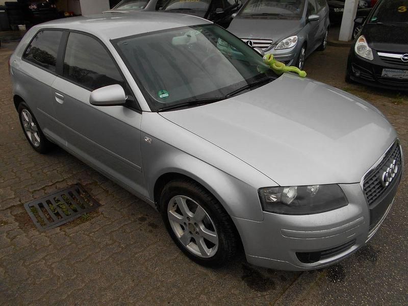 Gebraucht Audi A3 Attraction 102 PS (75 kW) 2006 Silber Kleinwagen