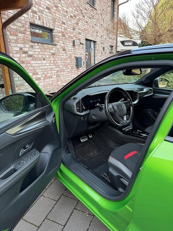 Gebraucht Opel Mokka-e GS Line 100 kW (136 PS) 2022 Grün SUV