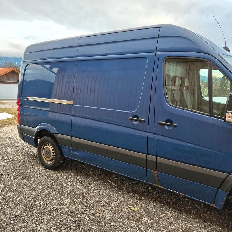Gebraucht VW Crafter 110 PS (80 kW) 2012 Blau Van