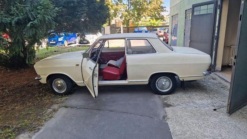 Gebraucht Opel Kadett 60 PS (44 kW) 1970 Weiß Coupé