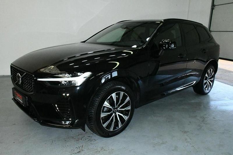 Gebraucht Volvo XC60 Plus 197 PS (144 kW) 2024 Onyx black metallic (schwarz) SUV