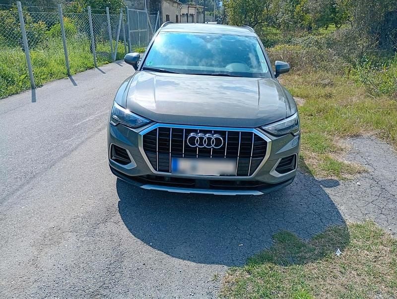 Gebraucht Audi Q3 150 PS (110 kW) 2019 Grau SUV