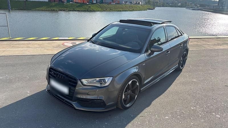 Second-hand Audi A3 S-Line 184 CP (135 kW) 2016 Gri Berlinǎ