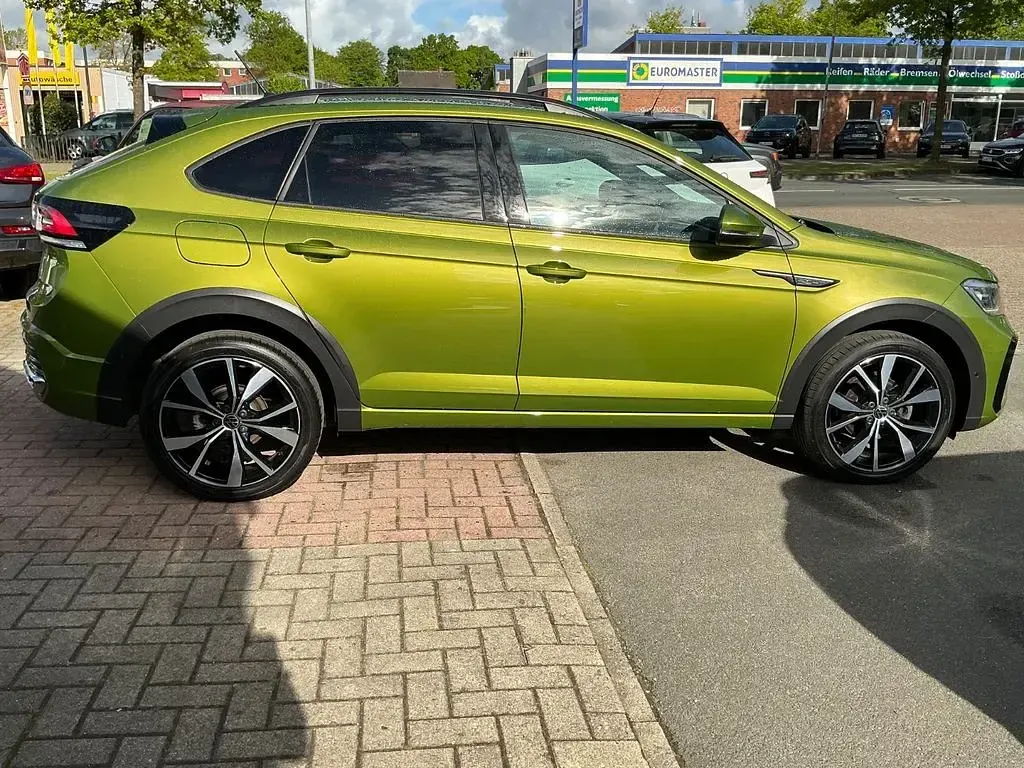 Usata VW Taigo R-line 150 CV (110 kW) 2022 Verde SUV