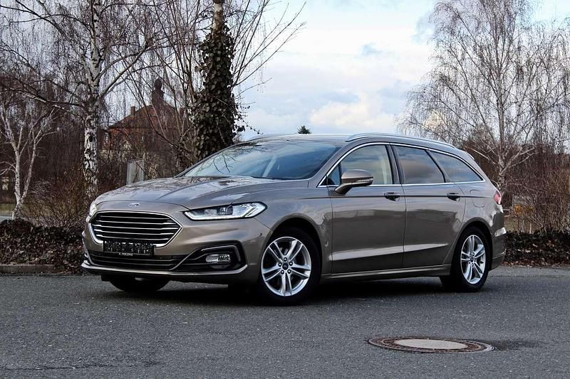 Gebraucht Ford Mondeo Titanium 150 PS (110 kW) 2019 Bronze Kombi