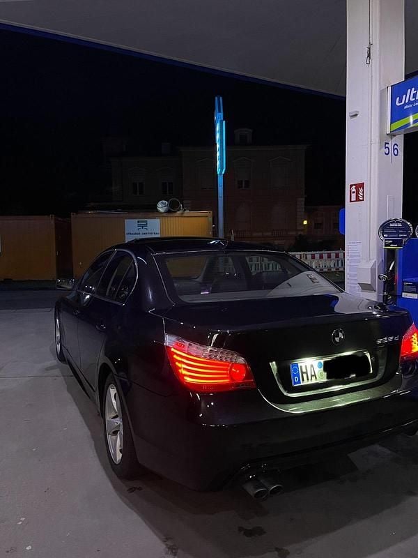 Gebraucht BMW 525 M Sport 197 PS (144 kW) 2009 Schwarz Limousine