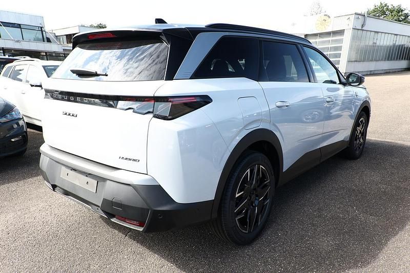 Neu Peugeot 5008 GT 145 PS (106 kW) 2025 Okenit weiß metallic Van / Kleinbus