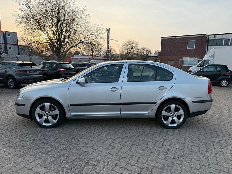 Gebraucht Skoda Octavia Elegance 150 PS (110 kW) 2005 Silber Limousine